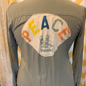 Women’s Peace button down shirt size small